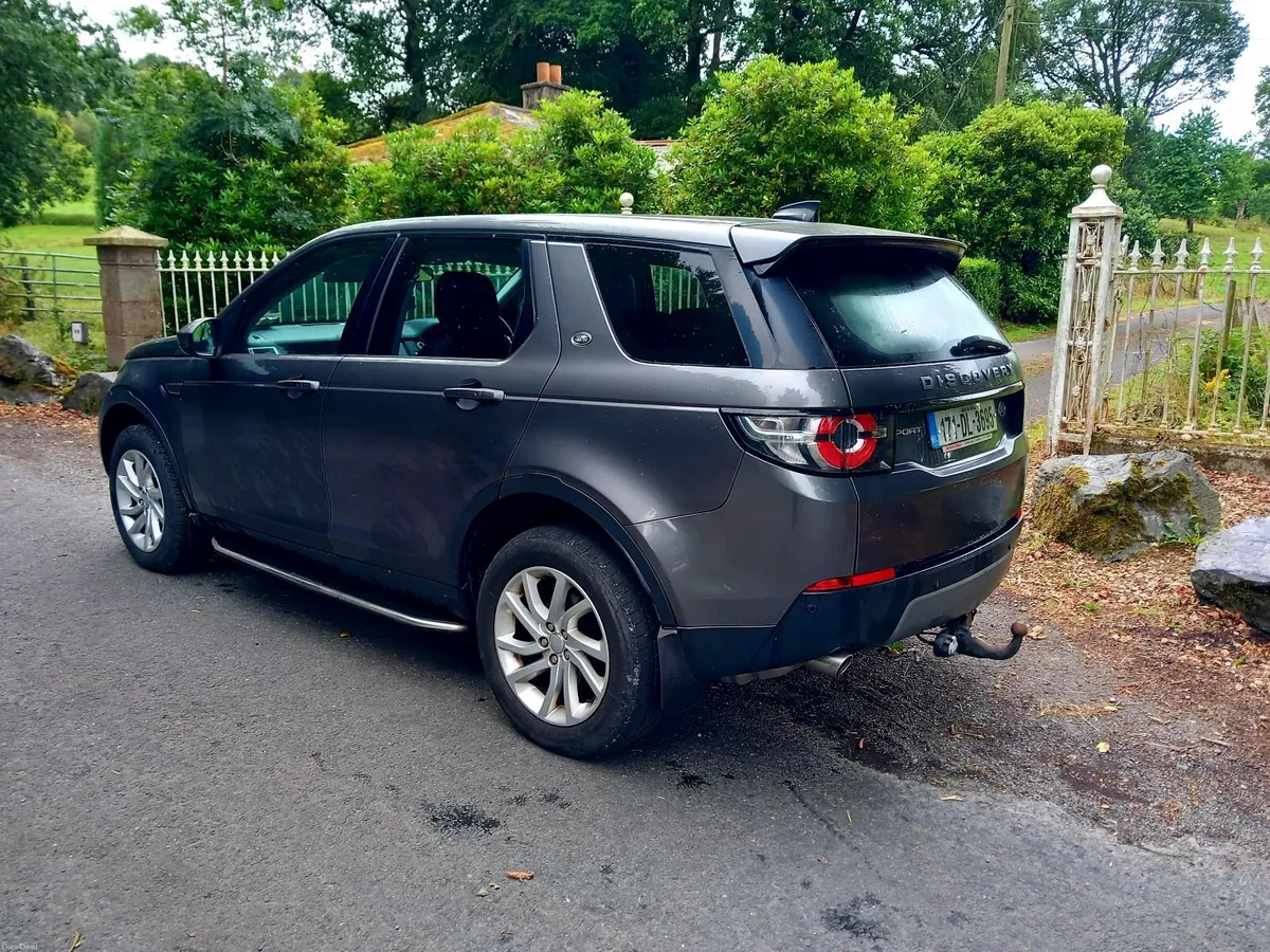 171 Discovery Sport Diesel Auto 7Seat - Image 3