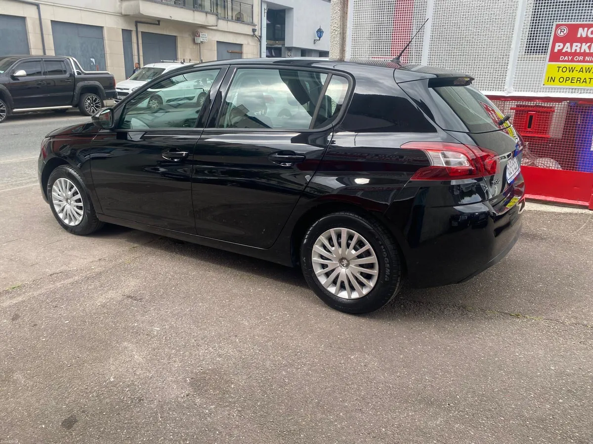 Peugeot 308 2015 - Image 3