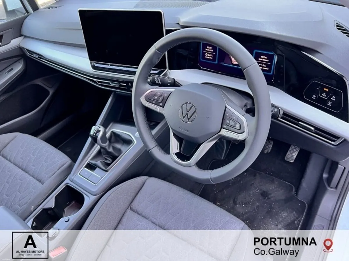 Volkswagen Golf EDITION 75 2.0 TDI 116HP - Image 6
