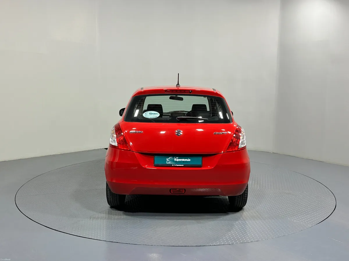 Suzuki Swift 1.2 GL 151 (2015) - Image 6