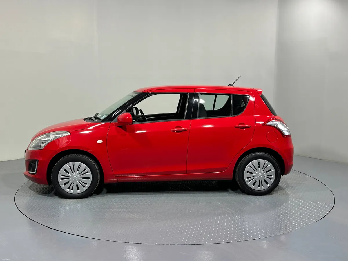 Suzuki Swift 1.2 GL 151 (2015) - Image 4