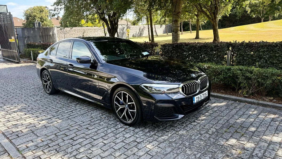 2023 Bmw 530e M-Sport Lci Pro - Image 1