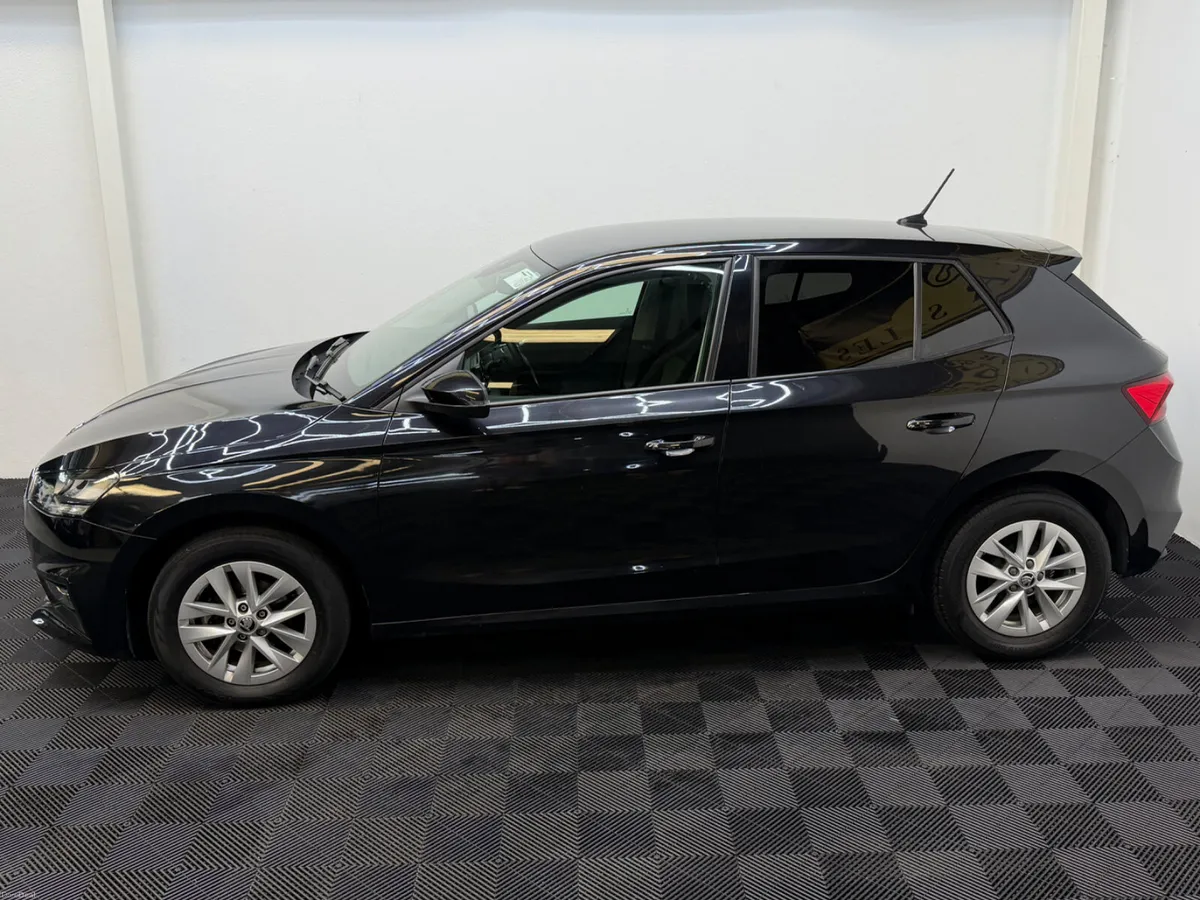 2022  Skoda Fabia 1.0 MPI 65HP AMBITION NEW NCT - Image 6