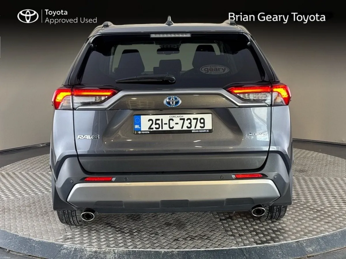 Toyota RAV4 PLATINUM Sunroof - Image 4