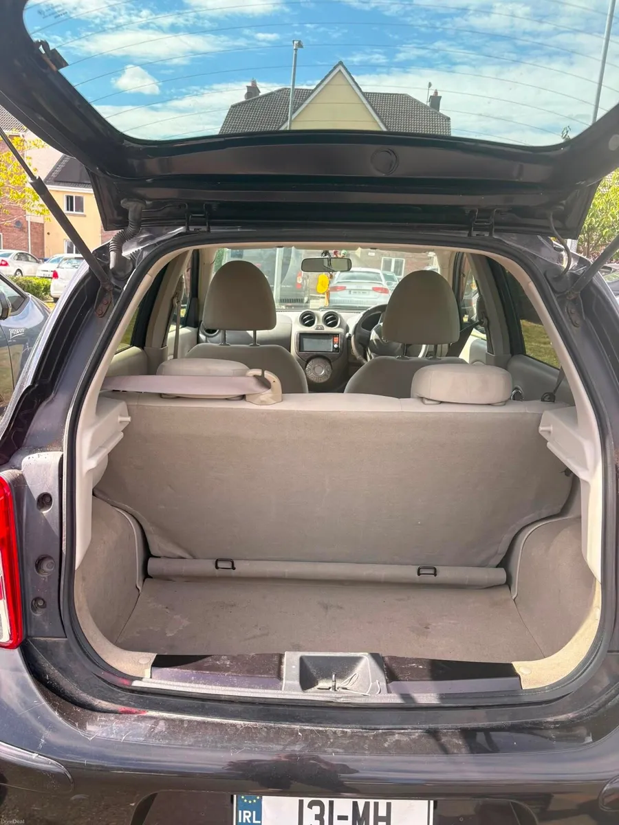 Car - Image 5