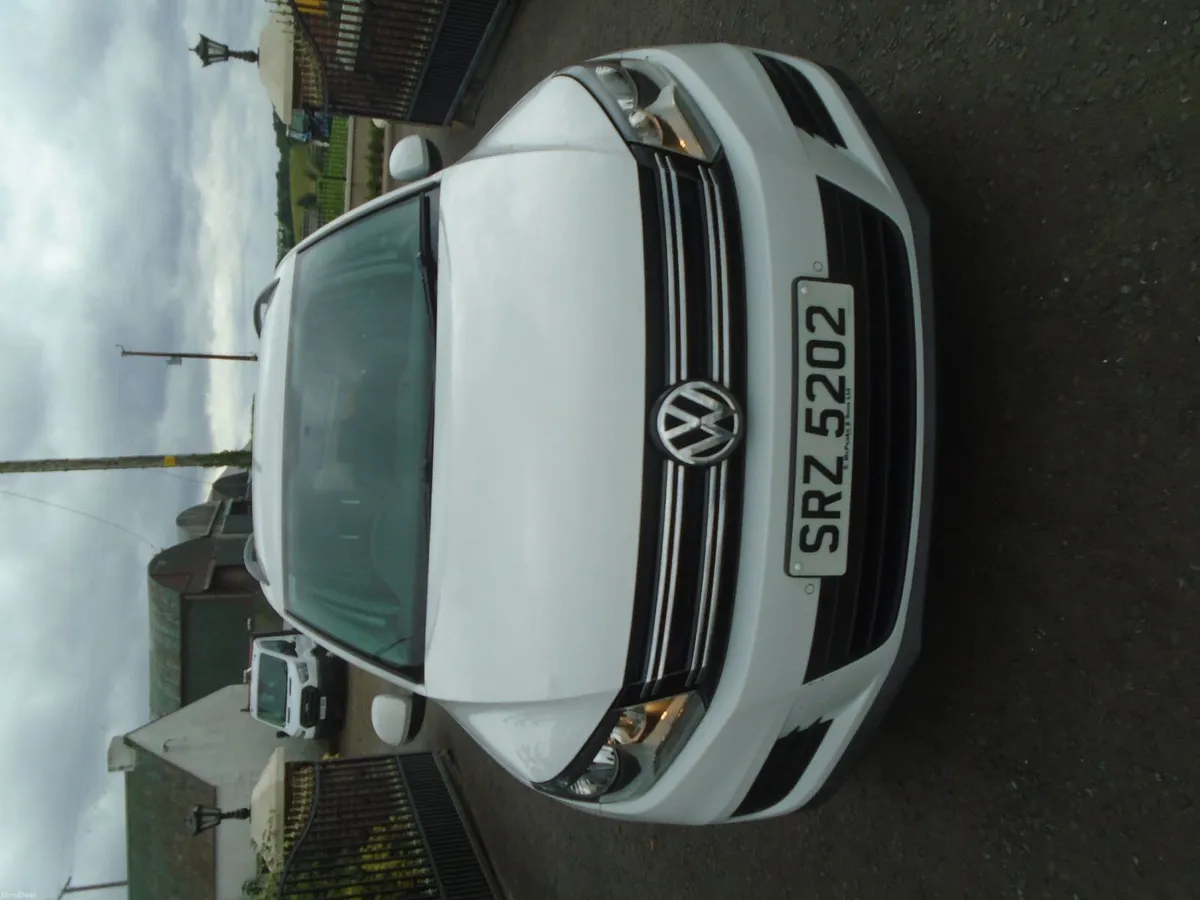 2015 Volkswagen Tiguan 2.0 TDI SE 4 MOTION - Image 2
