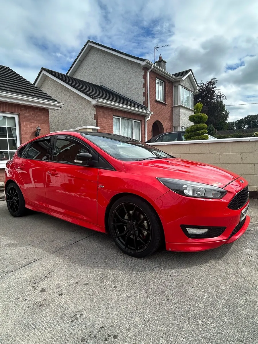 Ford Focus St Line - Image 1