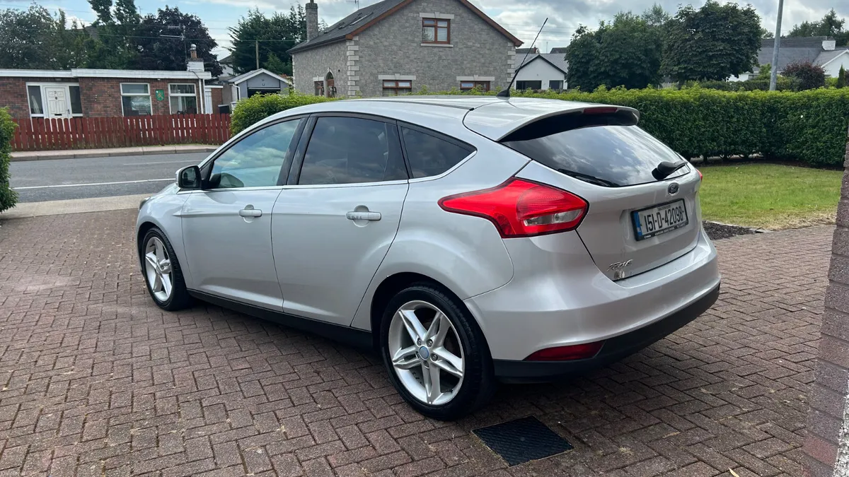 Ford Focus 1.6 petrol AUTOMATIC ( NCTd 08/27) - Image 6