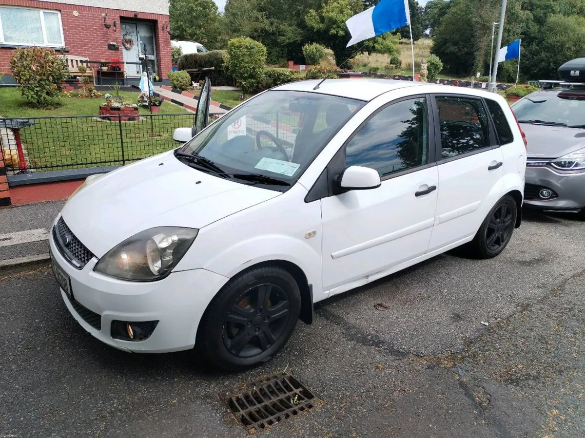 Ford fiesta 2007 - Image 2