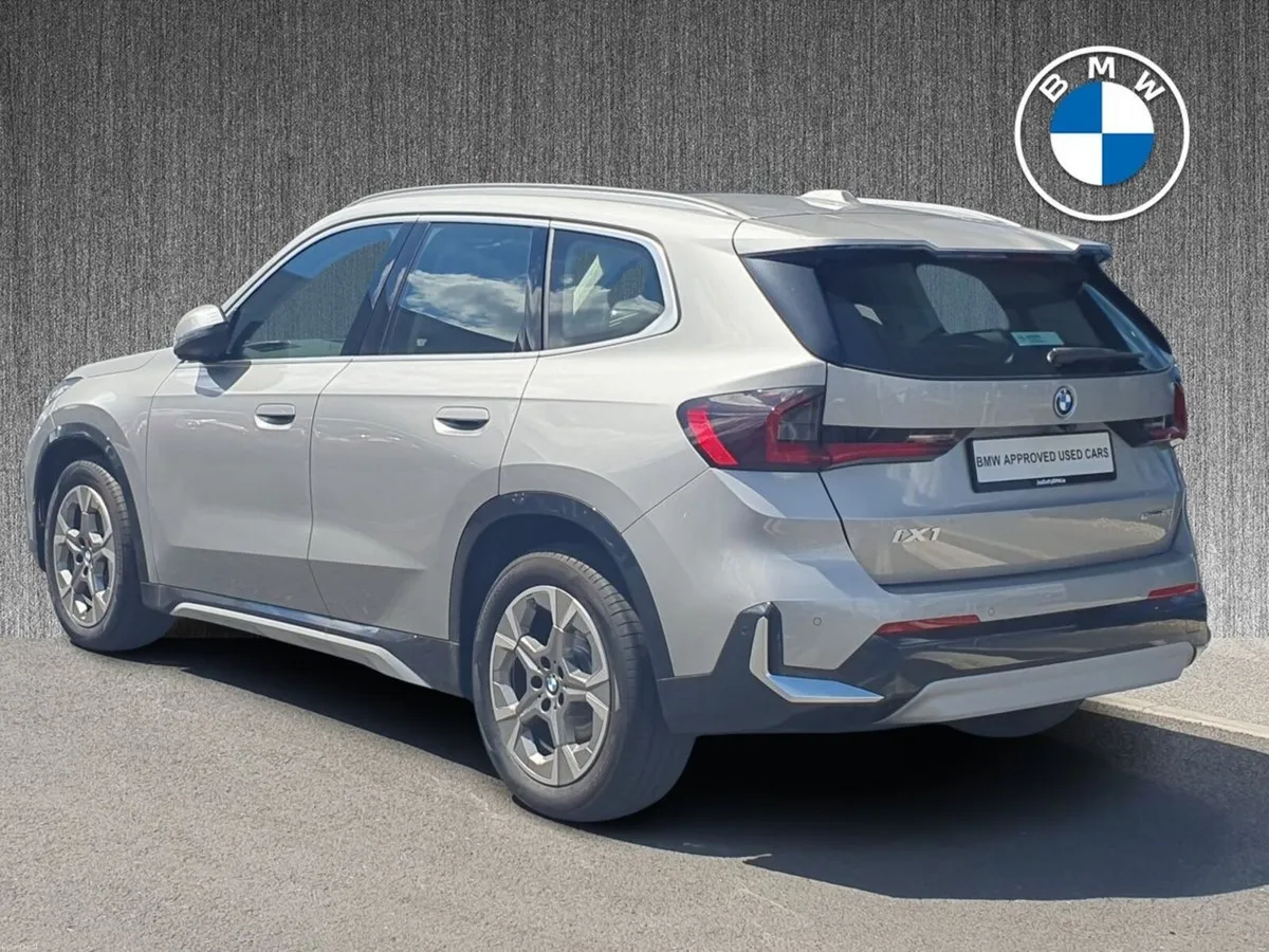 BMW iX1 eDrive20 xLine - Image 2