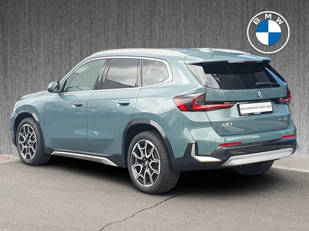 BMW iX1 eDrive20 xLine - Image 2