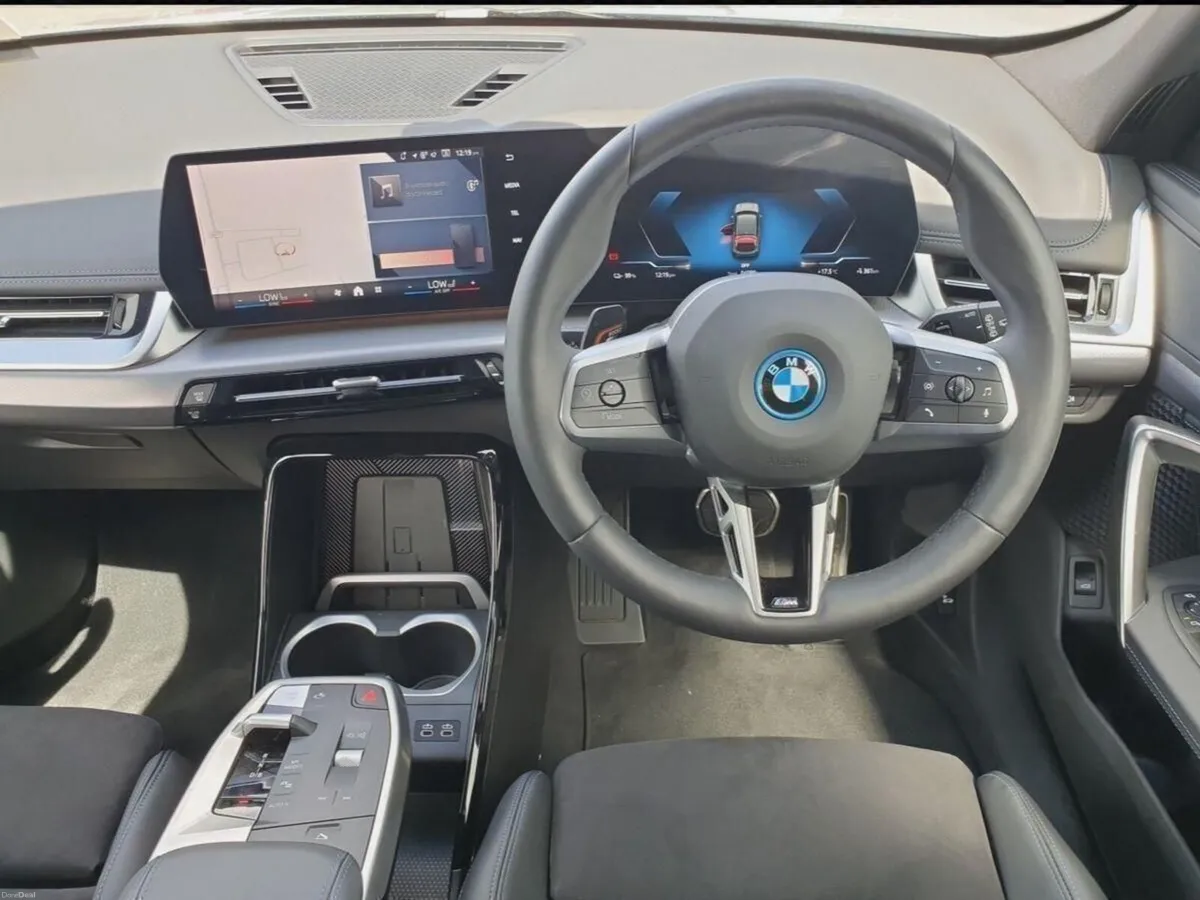 BMW iX1 eDrive20 M Sport - Image 5