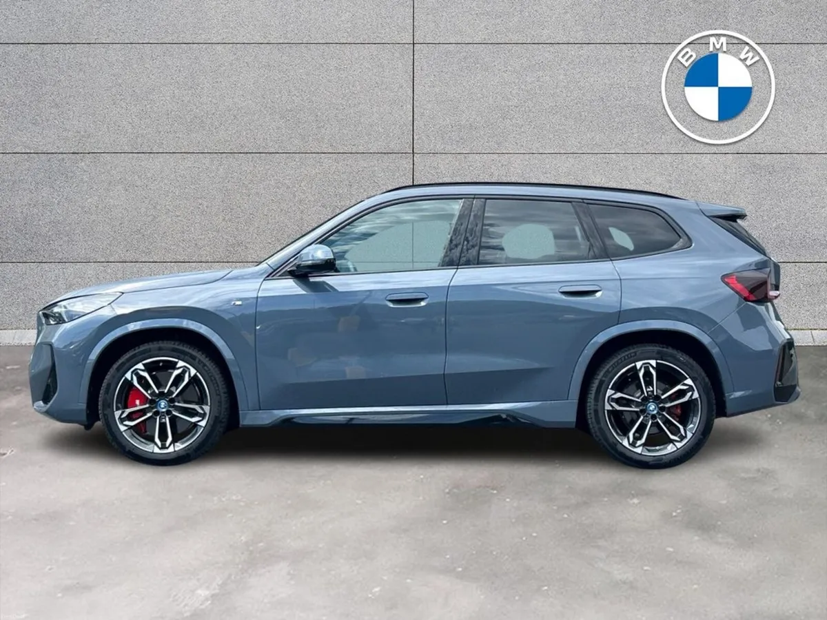 BMW iX1 eDrive20 M Sport - Image 3
