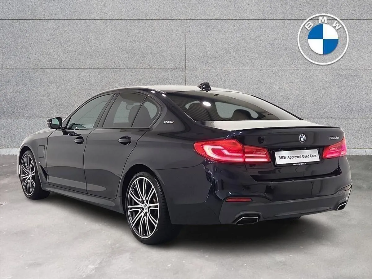 BMW 5-Series 530e M Sport iPerformance Saloon - Image 2