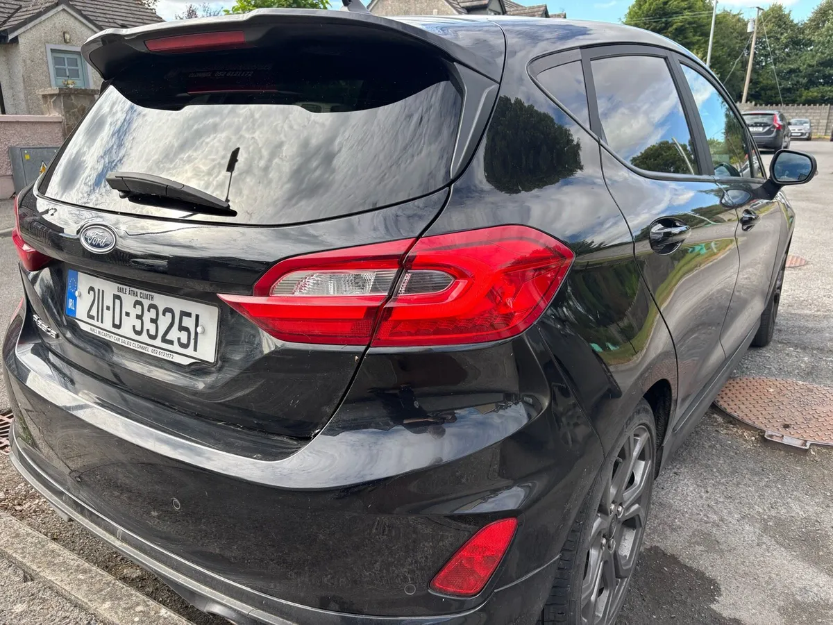 Ford Fiesta Ecoboost st line - Image 2