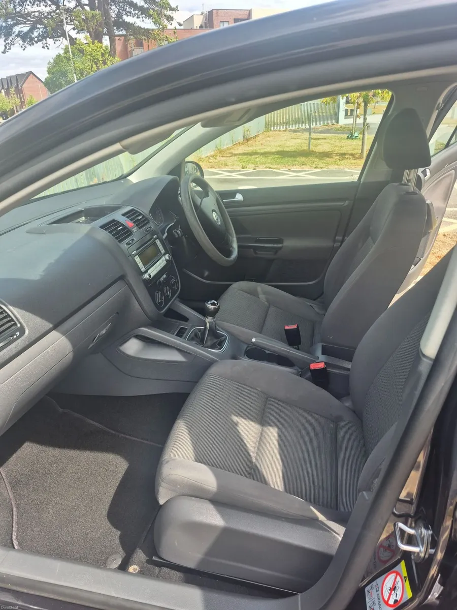 Volkswagen Golf 2008 - Image 2