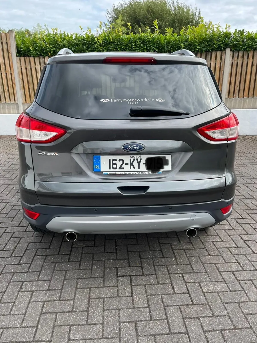 Car - Image 4