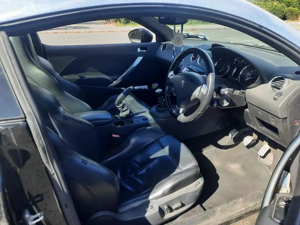 Peugeot RCZ 2010 - Image 5