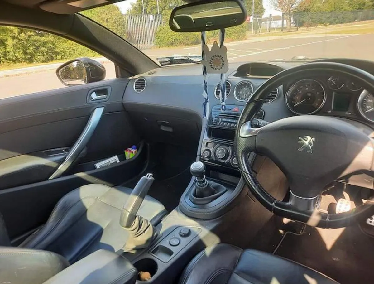 Peugeot RCZ 2010 - Image 6