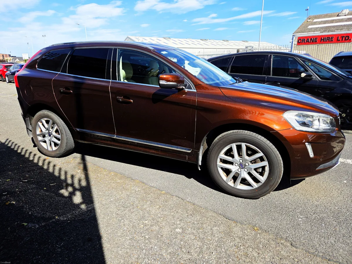 171 VOLVO XC60 Hi-Spec Low KM 1YR Warranty NCT TAX - Image 5