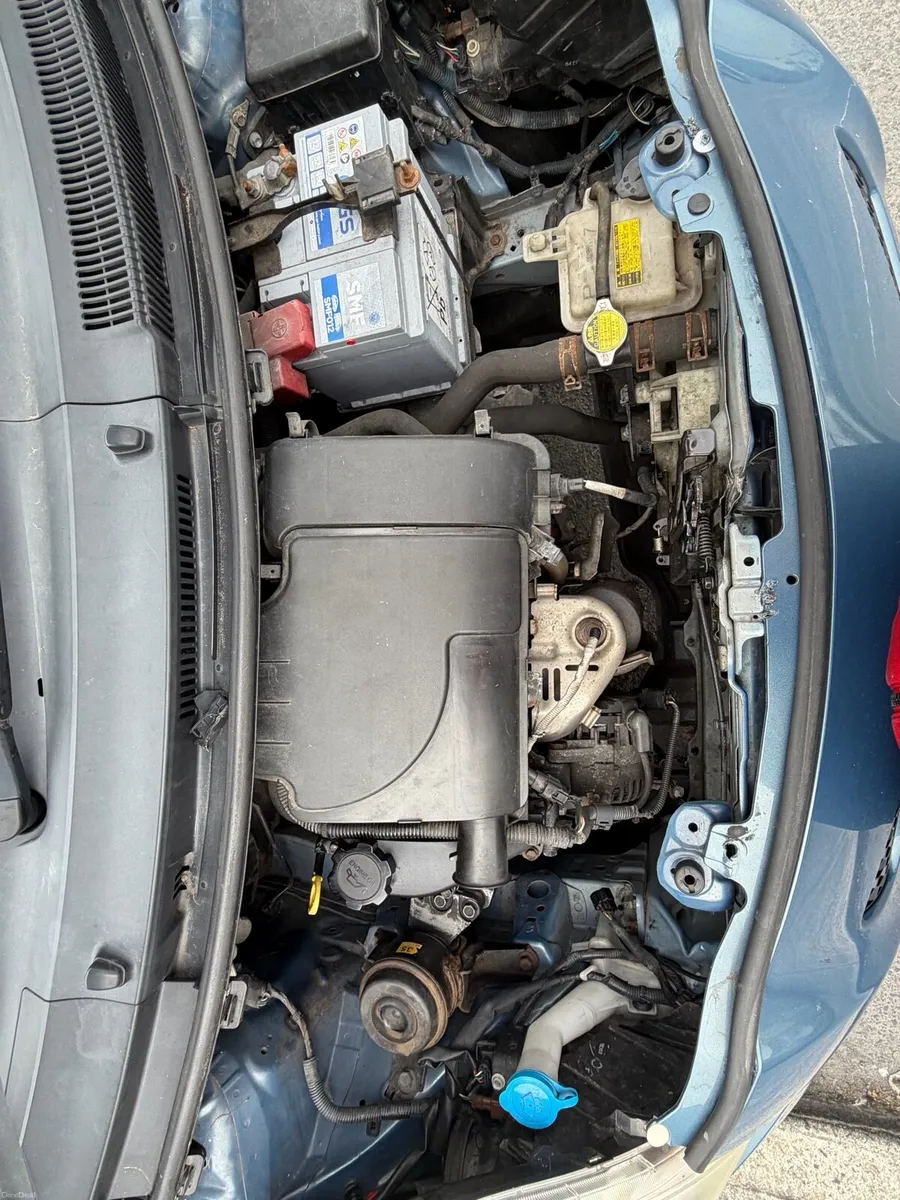 Toyota Yaris - Image 2