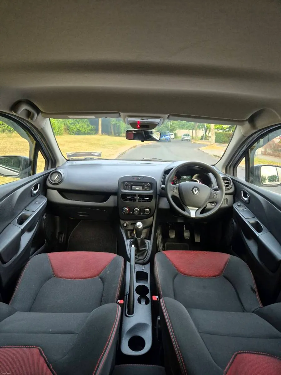 Renault Clio, 1.1L Perfect condition. Economical, - Image 5