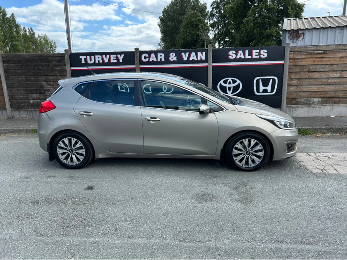 Kia Ceed CEE'D 1.4 EX DIESEL 5DR - Image 3