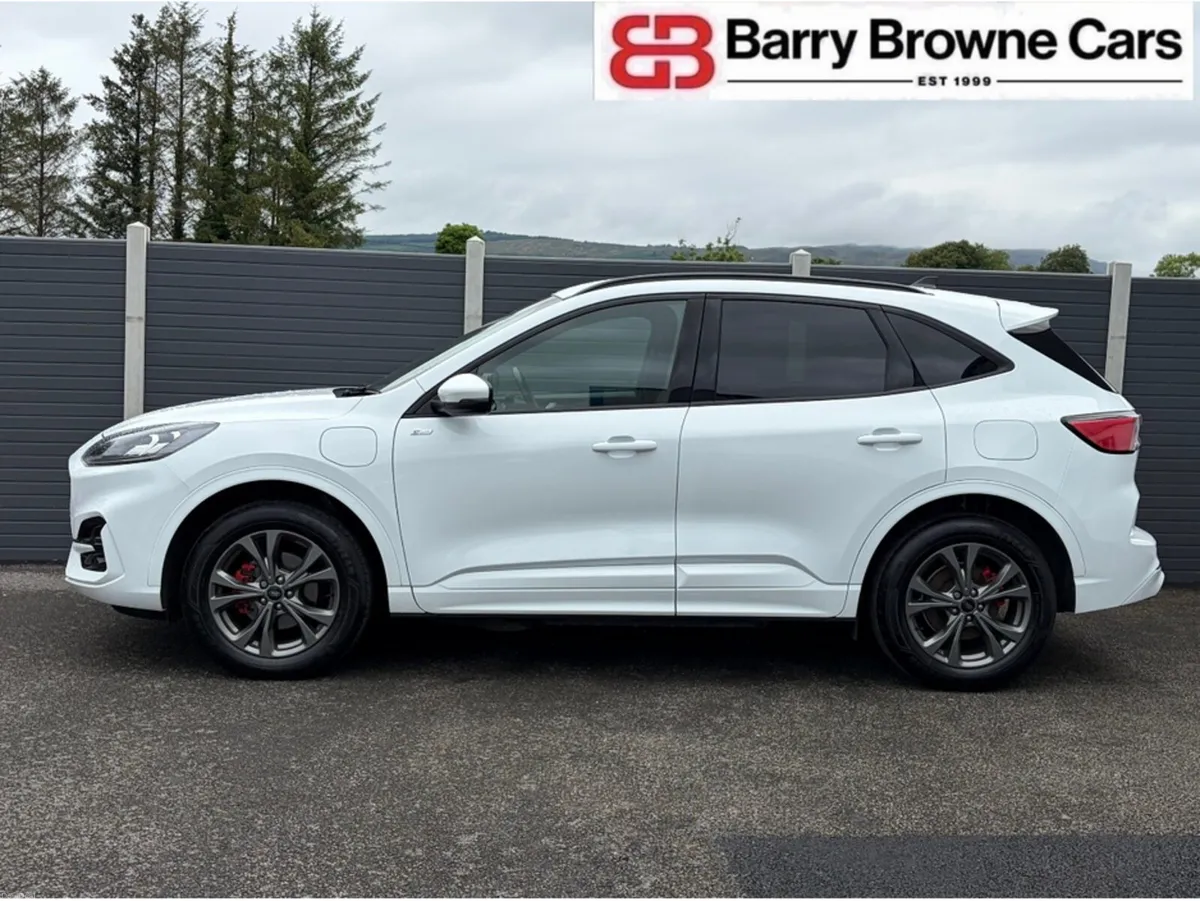 Ford Kuga ST-LINE EDITION PHEV - Image 4
