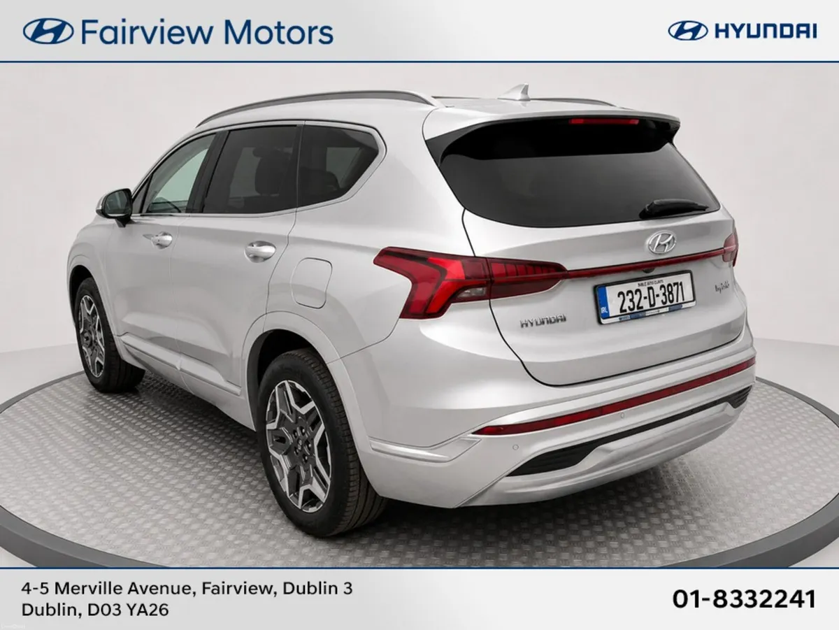 Hyundai Santa Fe PHEV 5DR AUTO - Image 3