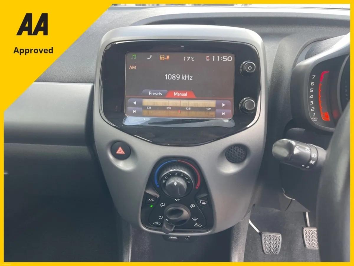 Toyota Aygo X-PLAY VVT-I 1.0cc FREE DELIVERY - Image 6