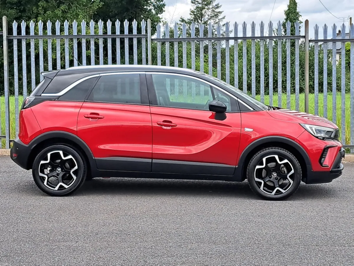 Opel Crossland ULTIMATE 1.2TURBO 130BHP AUTOMATIC - Image 4