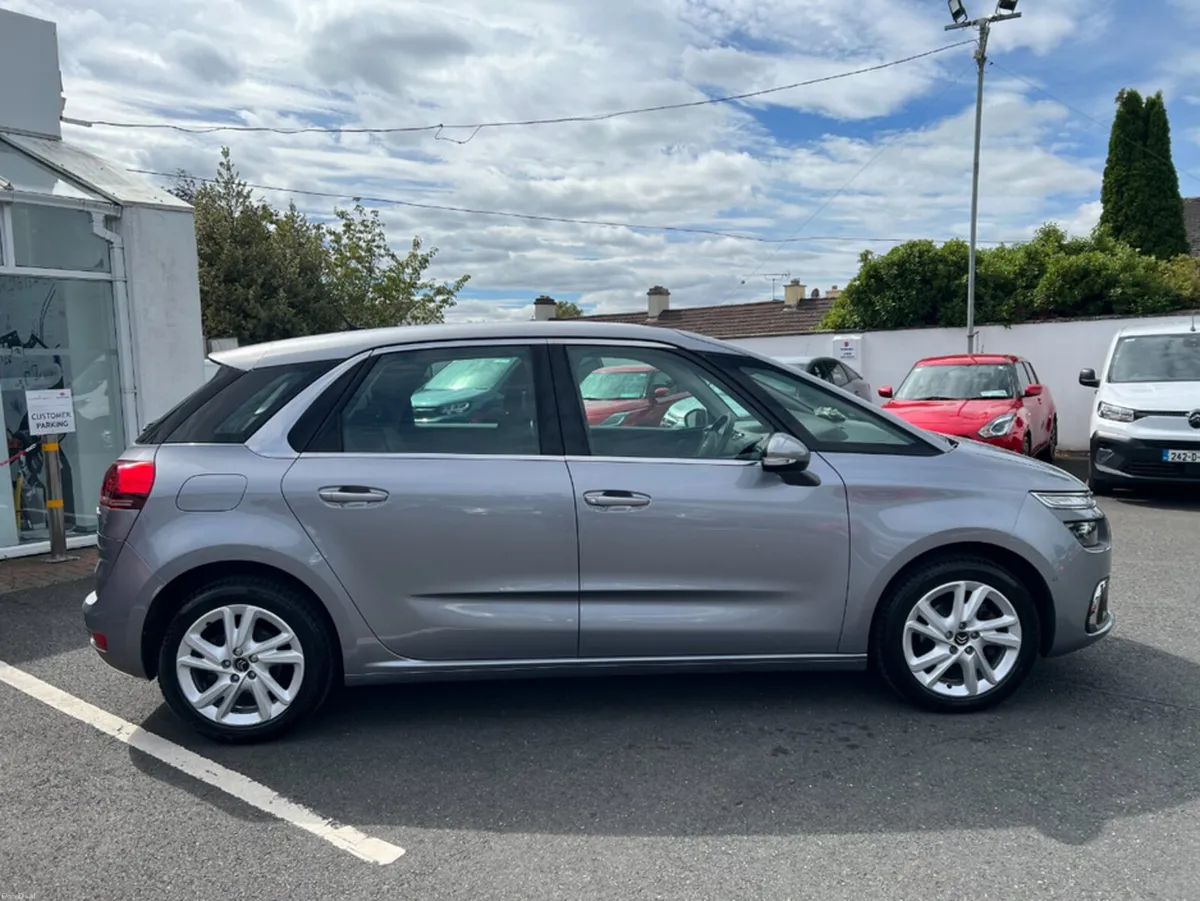 Citroen C4 Picasso FEEL BLUEHDI 120 S&S 4DR - Image 2