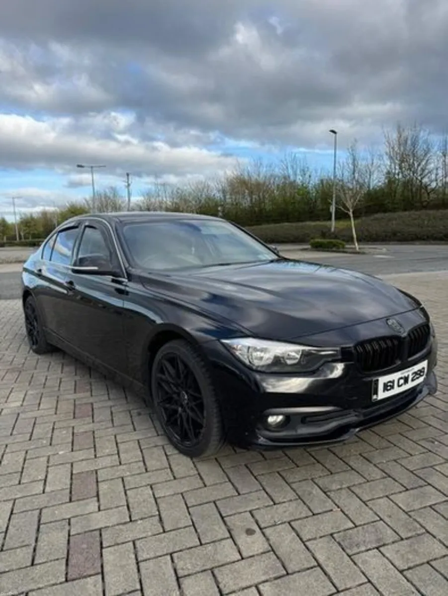 BMW 3-Series 2016 - Image 3