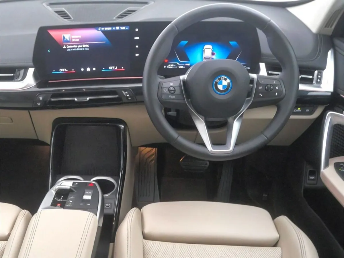 BMW X1 xDrive25e xLine - Image 5