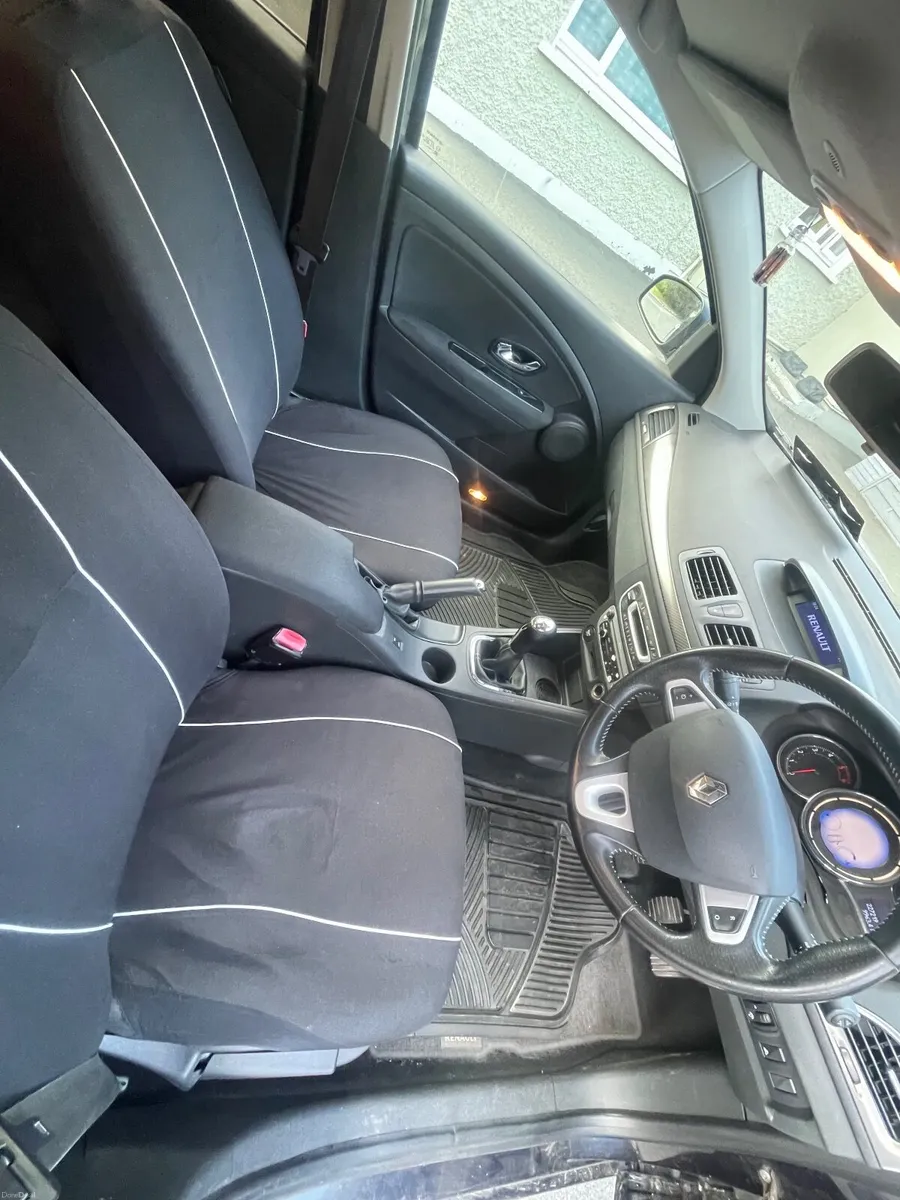 Renault Fluence 2013 - Image 2