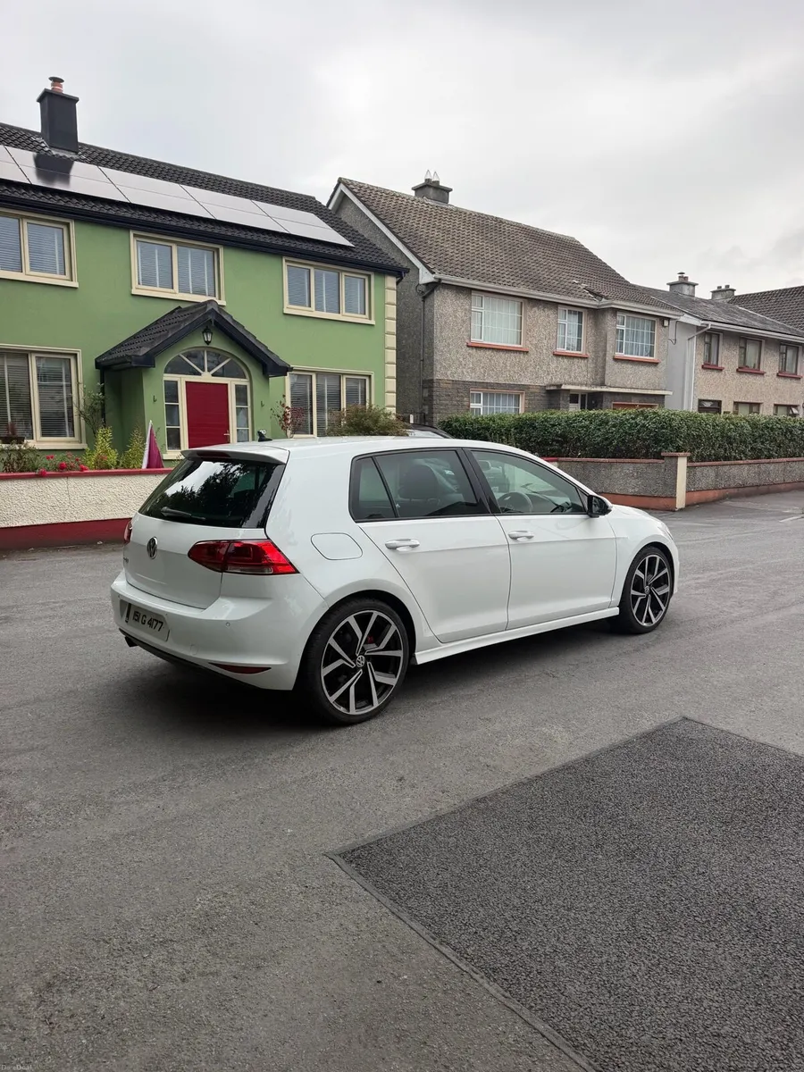 2015 Vw golf highline Nct 09/27 - Image 3