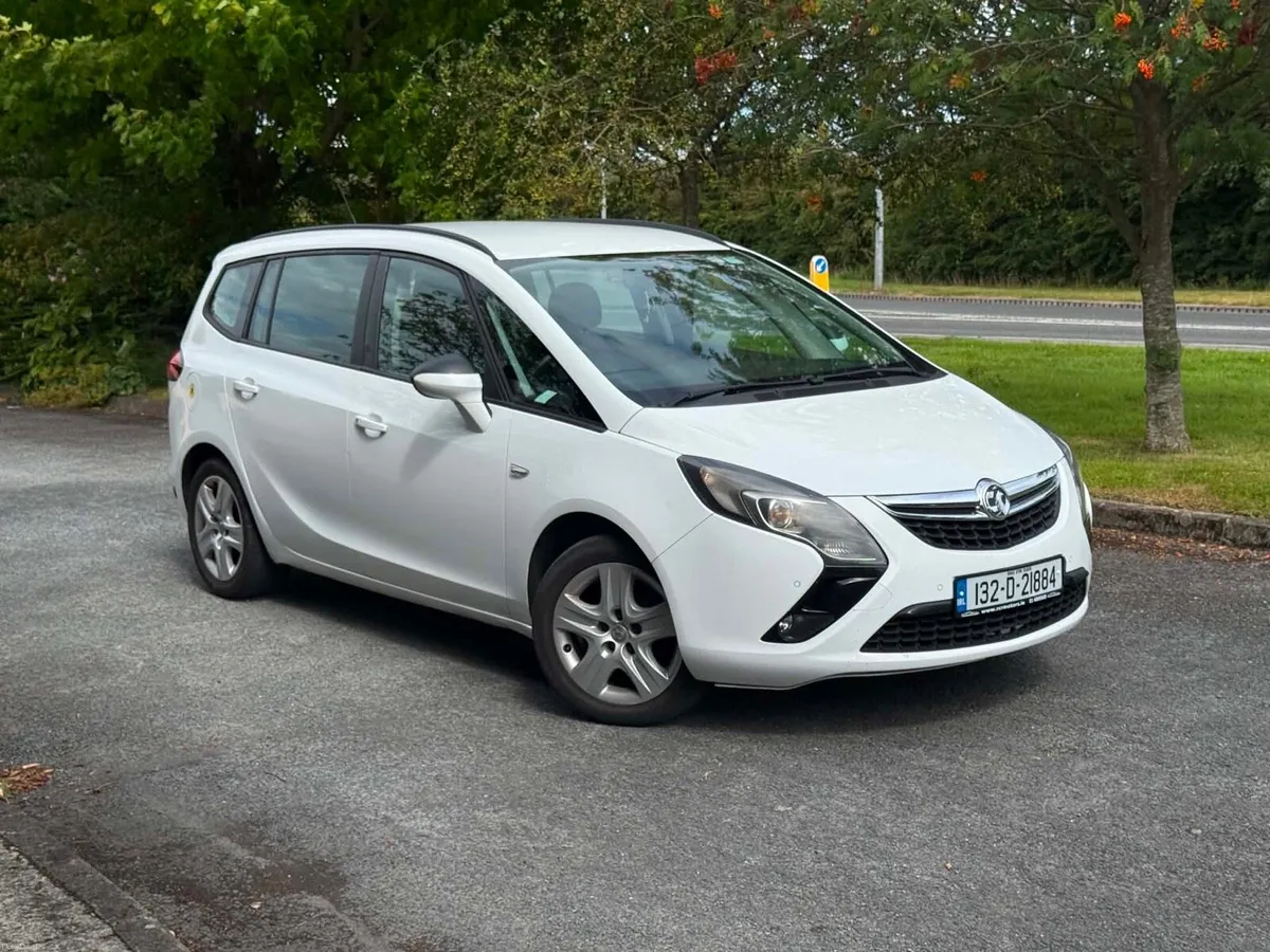 2013vauxvall Zafira 1.8L petrol nct 06/27 tax08/26 - Image 1