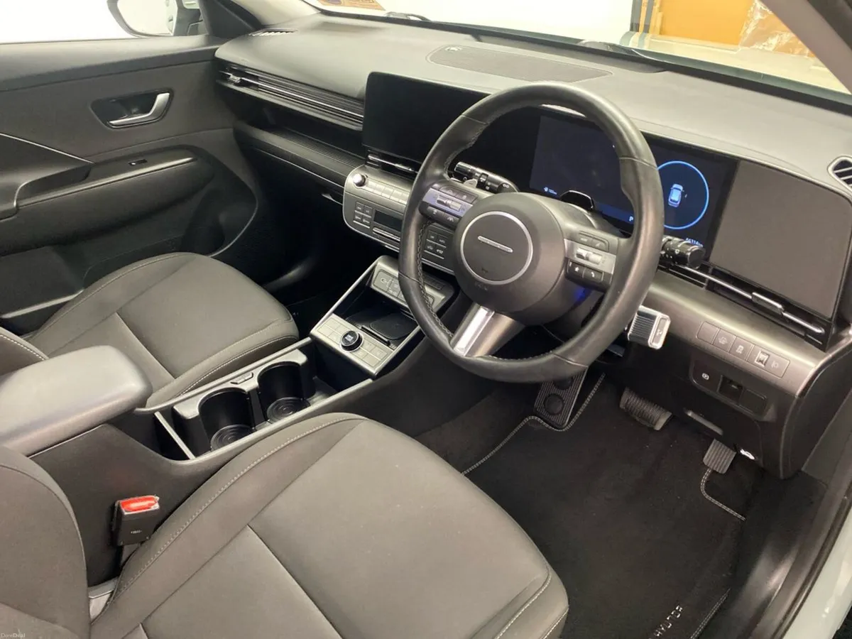 Hyundai KONA 1.6 HYBRID Elegance Auto - Image 6