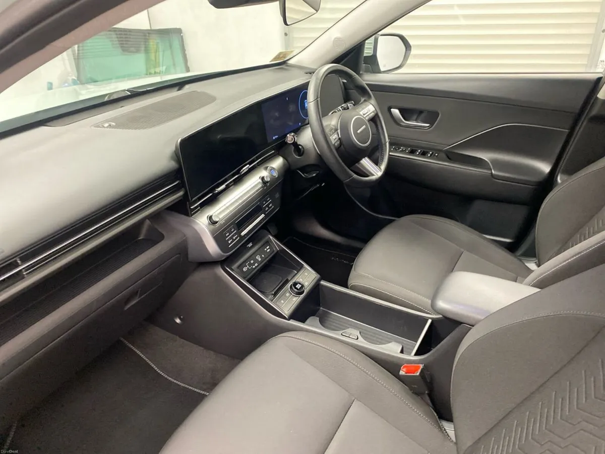 Hyundai KONA 1.6 HYBRID Elegance Auto - Image 2