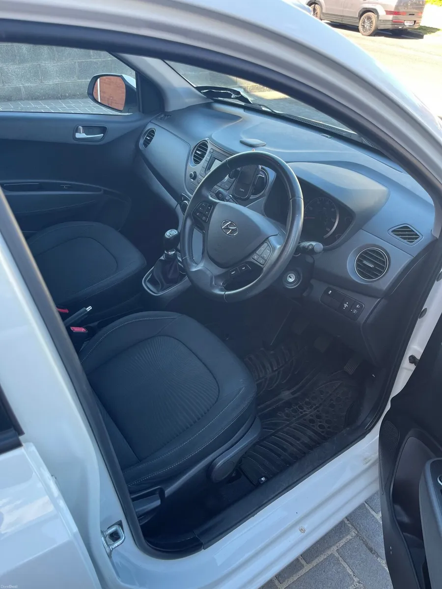 Hyundai i10 2017 - Image 4