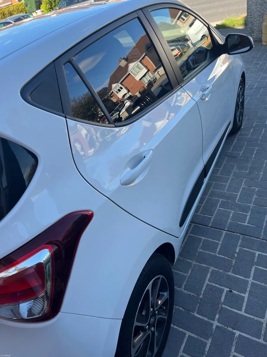 Hyundai i10 2017 - Image 5