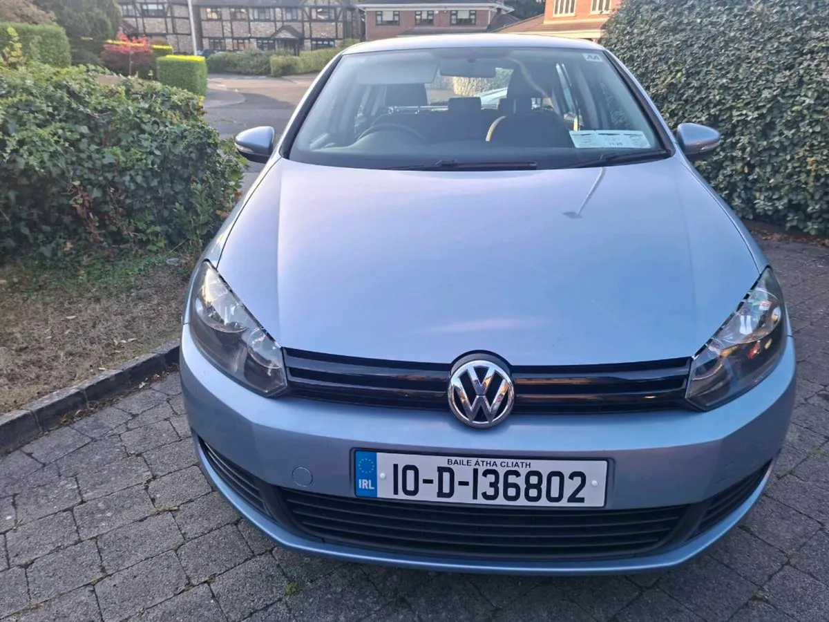 VOLKSWAGON GOLF 1.6 DIESEL 2010 VERY CLEAN CAR - Image 5