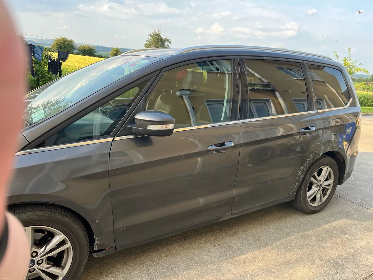Ford Galaxy - Image 1