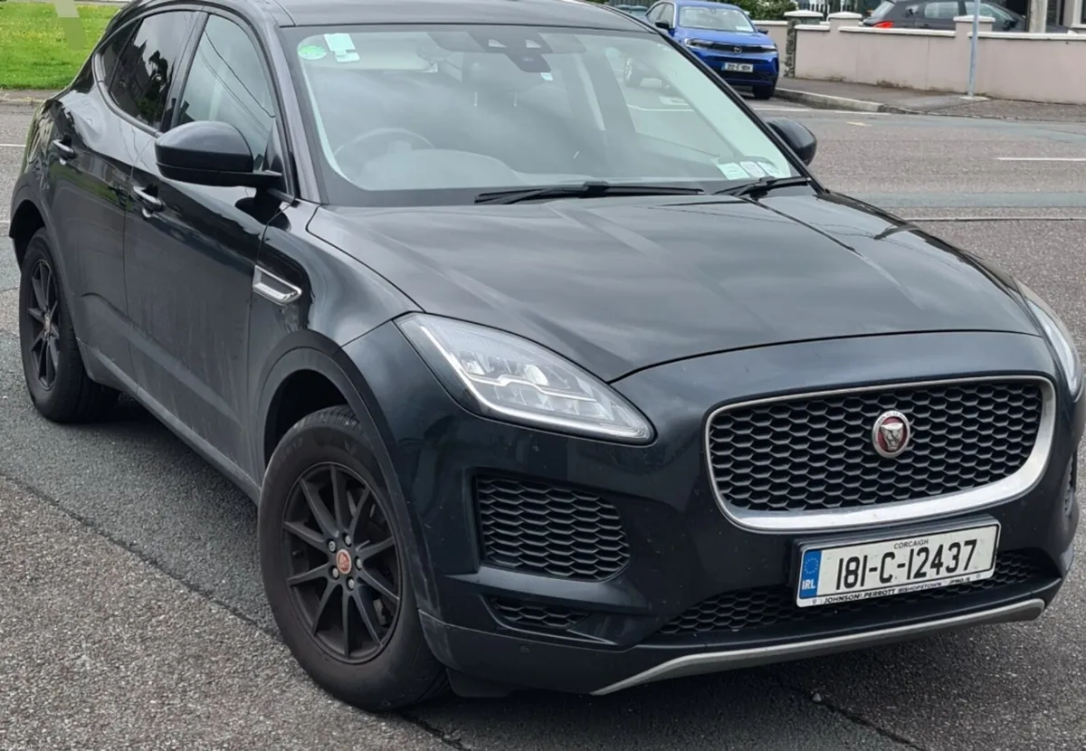 JAG E PACE - Image 4