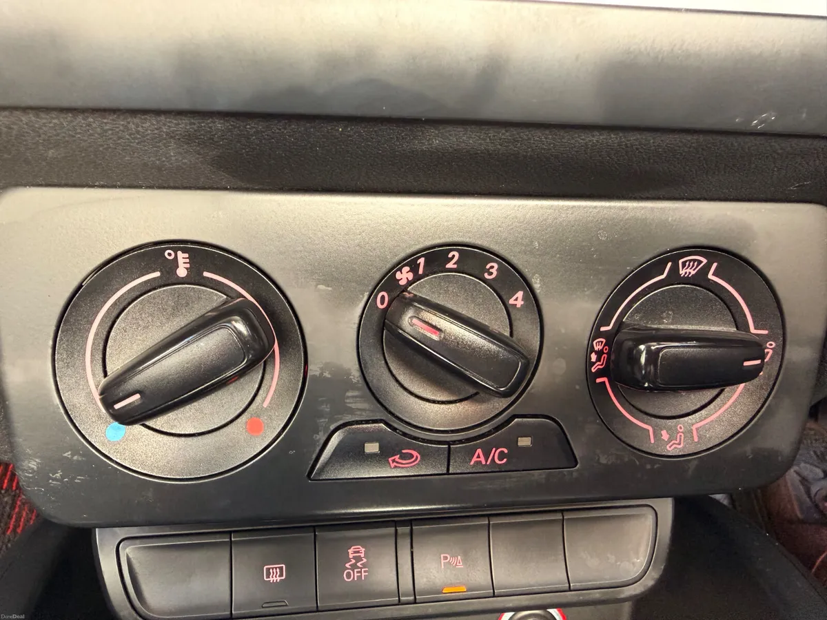 Audi A1 2016 1.0 Automatic Two tone colour - Image 5