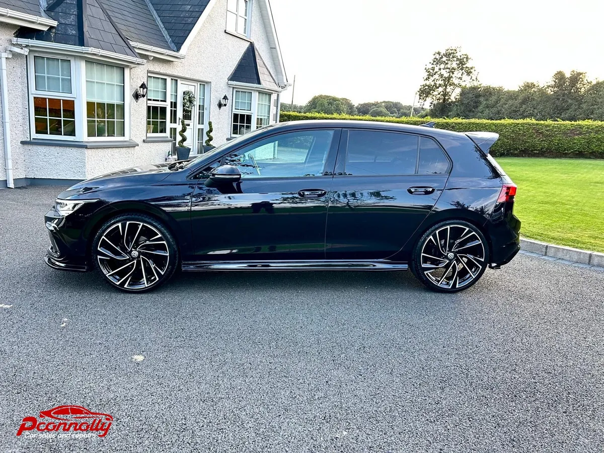 2021 Volkswagen Golf R Line TDi - Image 2