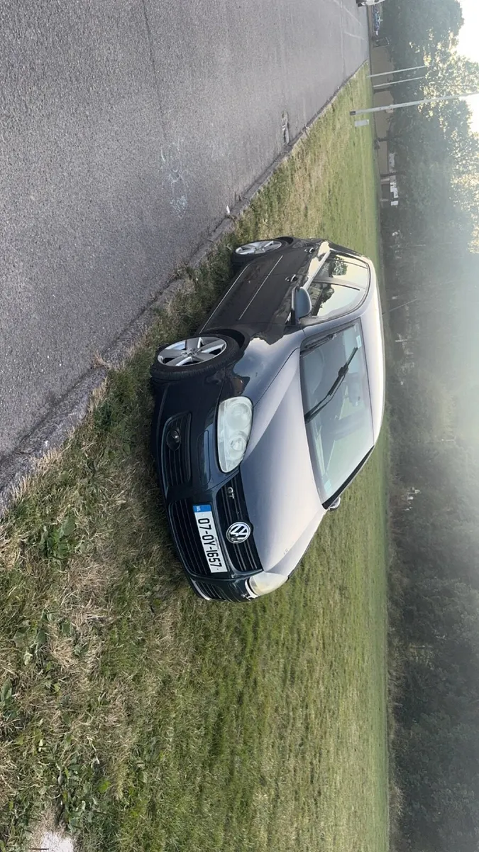 2007 Volkswagen Golf - Image 1