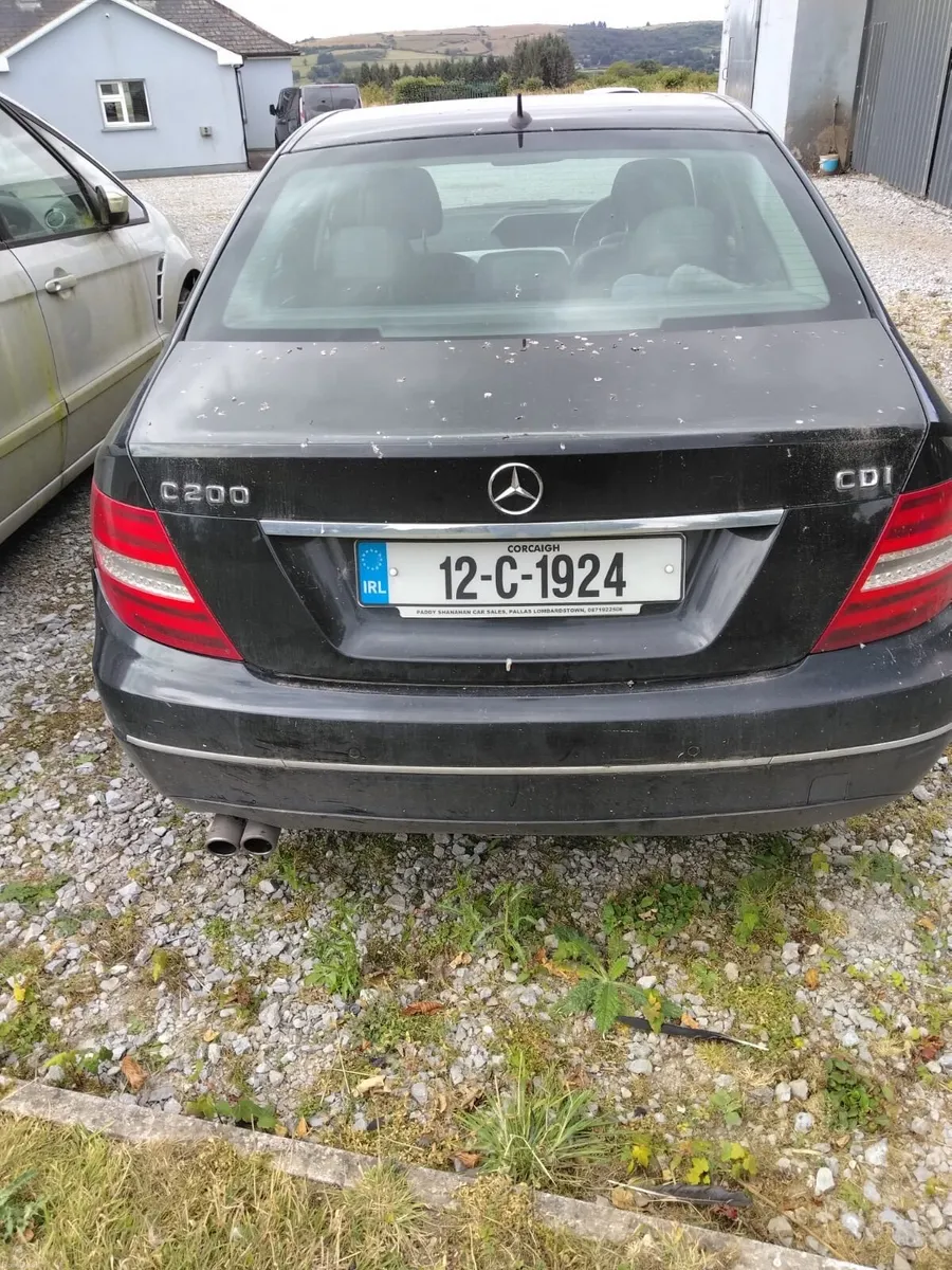 Mercedes-Benz C-Class 2012 - Image 2