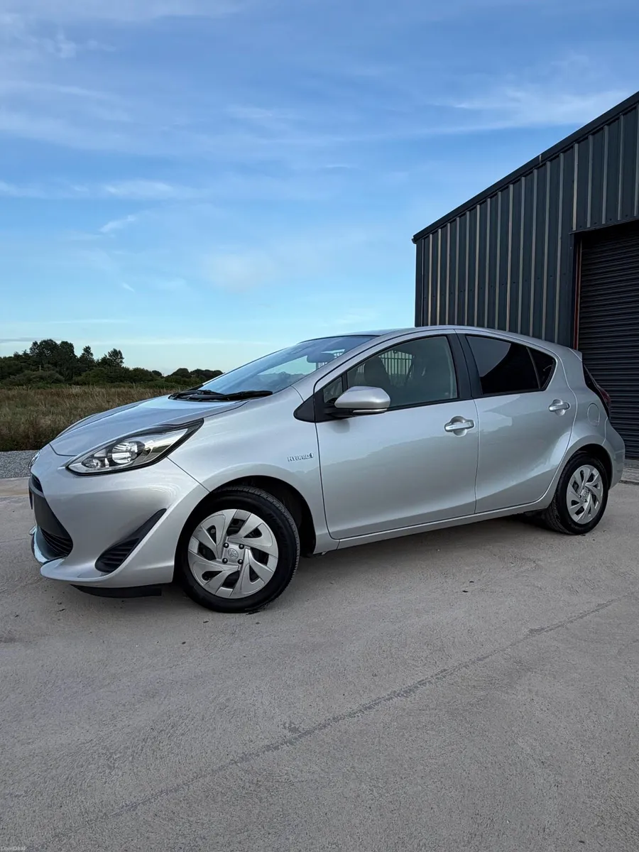 2020 Toyota Aqua 1.5 Hybrid - Image 3
