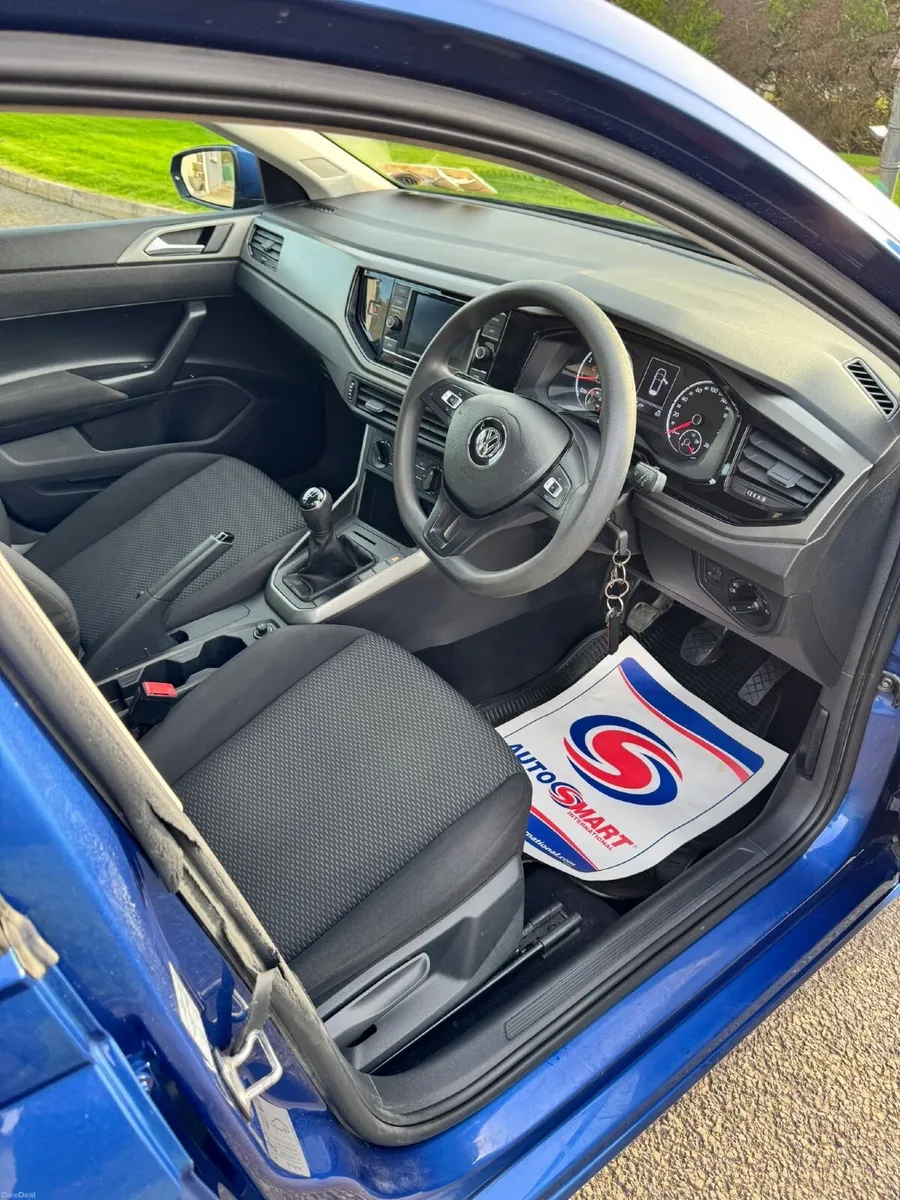 Volkswagen Polo 2021 - Image 5
